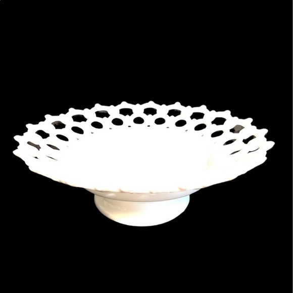 Vintage Milk Glass Dish - Picture 7 of 9